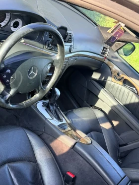 Mercedes-Benz E 320, снимка 6
