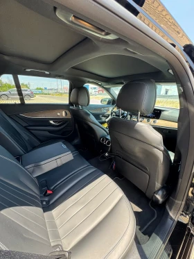 Mercedes-Benz E 220 d AMG RWD, снимка 13