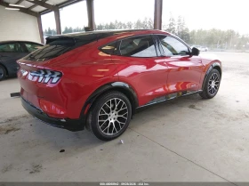 Ford Mustang Mach-E Premium, снимка 4