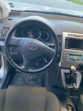 Toyota Corolla verso, снимка 10