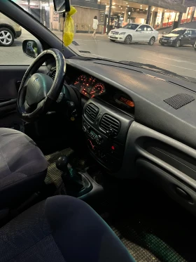 Обява за продажба на Renault Megane 1.4 i 16V ~1 800 лв. - изображение 6