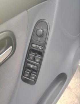 Seat Leon - 1900 € / 3716.08 лв. - 13222550 13