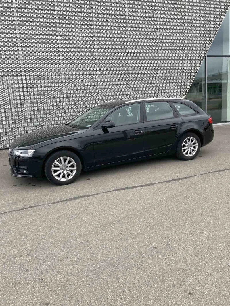 Audi A4, снимка 5 - Автомобили и джипове - 47880453