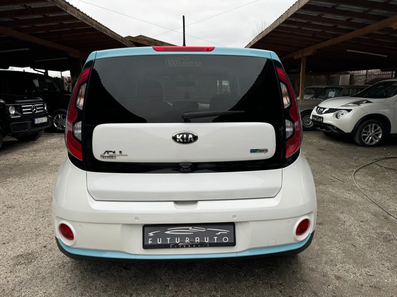 Kia Soul УНИКАТ внос ШВЕЙЦАРИЯ, снимка 7 - Автомобили и джипове - 48210800