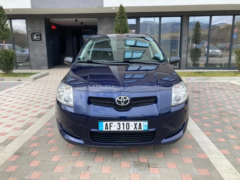 Toyota Auris, снимка 2 - Автомобили и джипове - 48804362