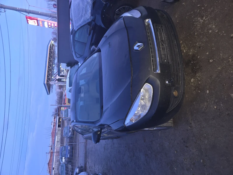 Renault Fluence 1.6 16в на части, снимка 1 - Автомобили и джипове - 48869027