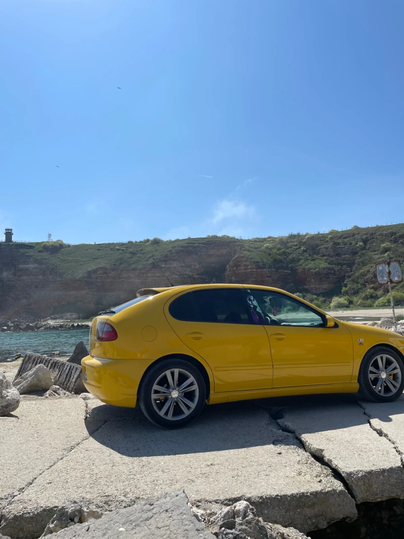 Seat Leon, снимка 9 - Автомобили и джипове - 51230176