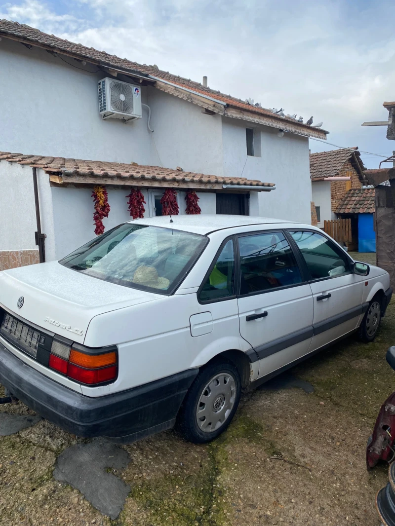 VW Passat, снимка 7 - Автомобили и джипове - 52336731