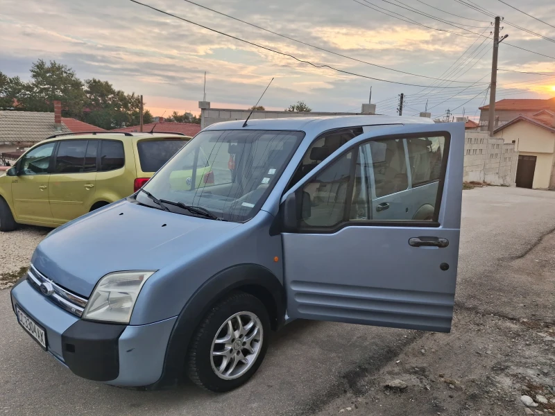 Ford Tourneo Connect, снимка 4 - Автомобили и джипове - 52386424