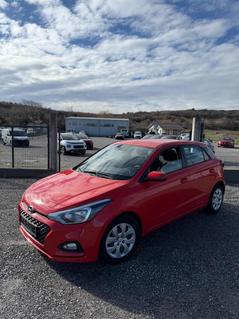 Hyundai I20 1.2i FACELIFT EURO 6D TUV COC SERVICE BOOK