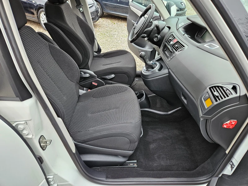 Citroen C4 Picasso 1.6 бензин 120кс., снимка 12 - Автомобили и джипове - 52690504