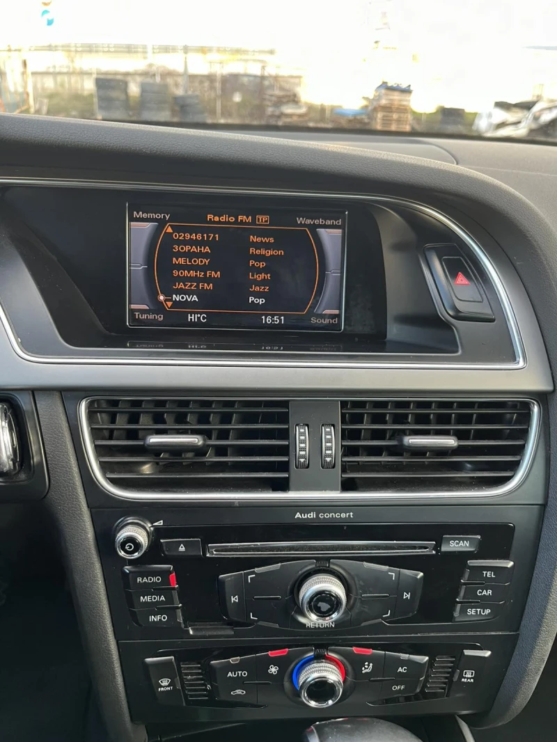 Audi A4, снимка 13 - Автомобили и джипове - 52698568