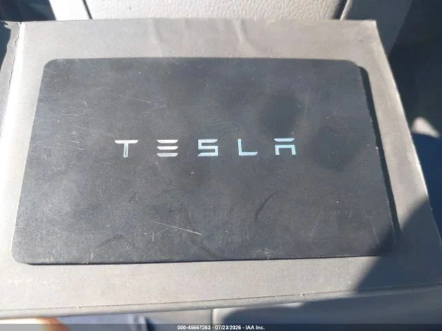 Tesla Model Y, снимка 11 - Автомобили и джипове - 56689534