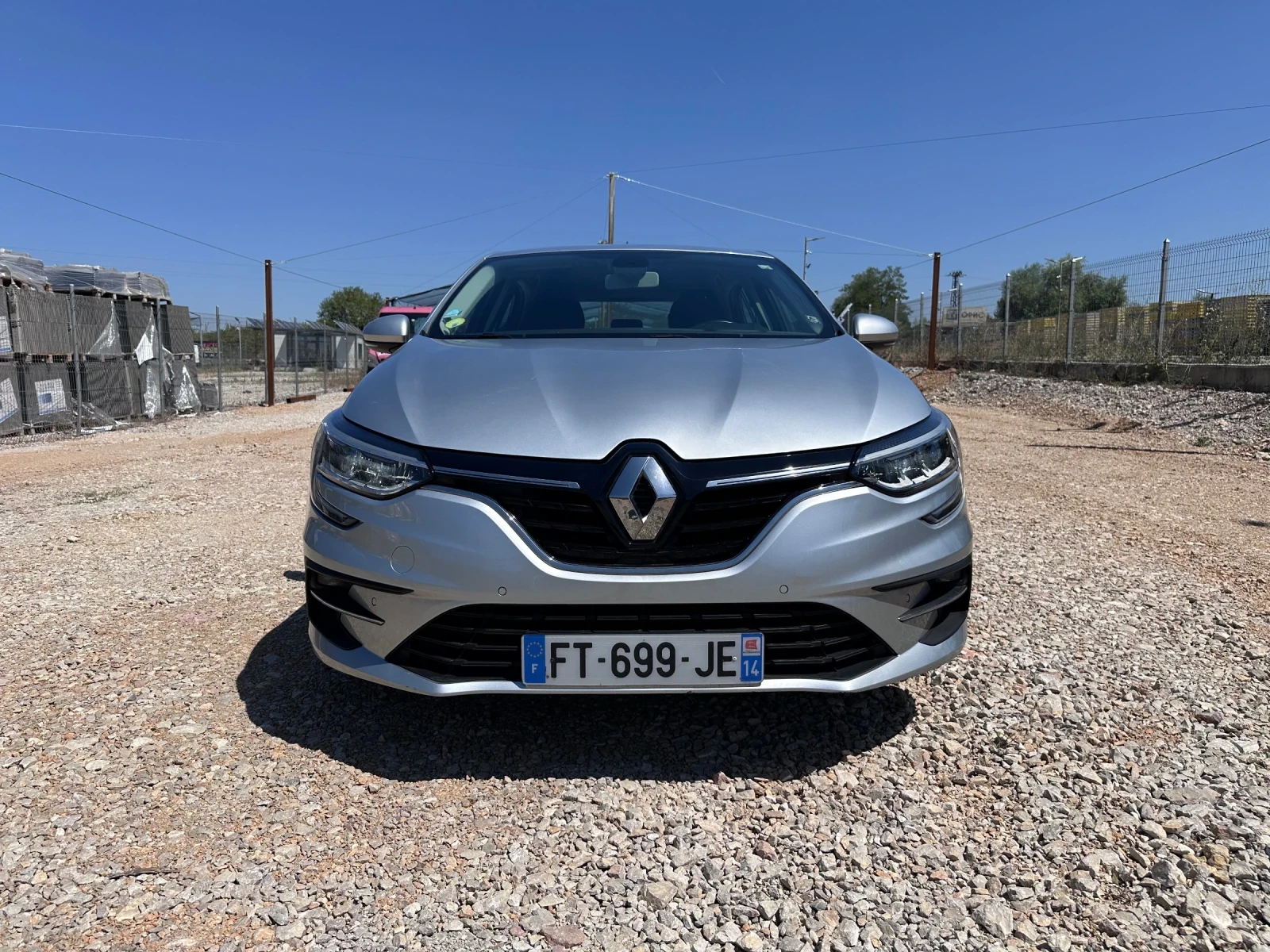 Renault Megane Blue dci Facelift - изображение 8