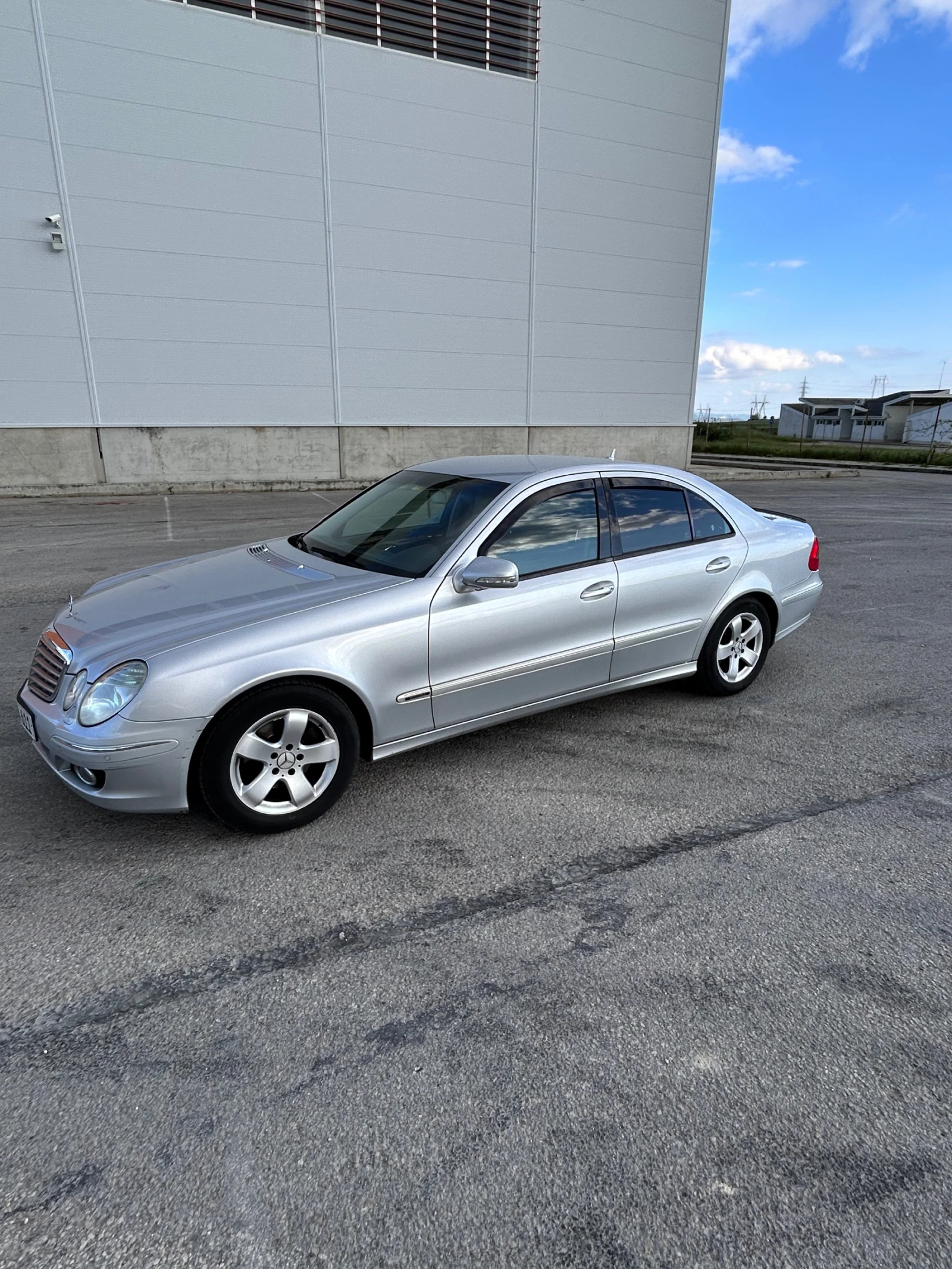 Mercedes-Benz E 320 Face 7g - изображение 2