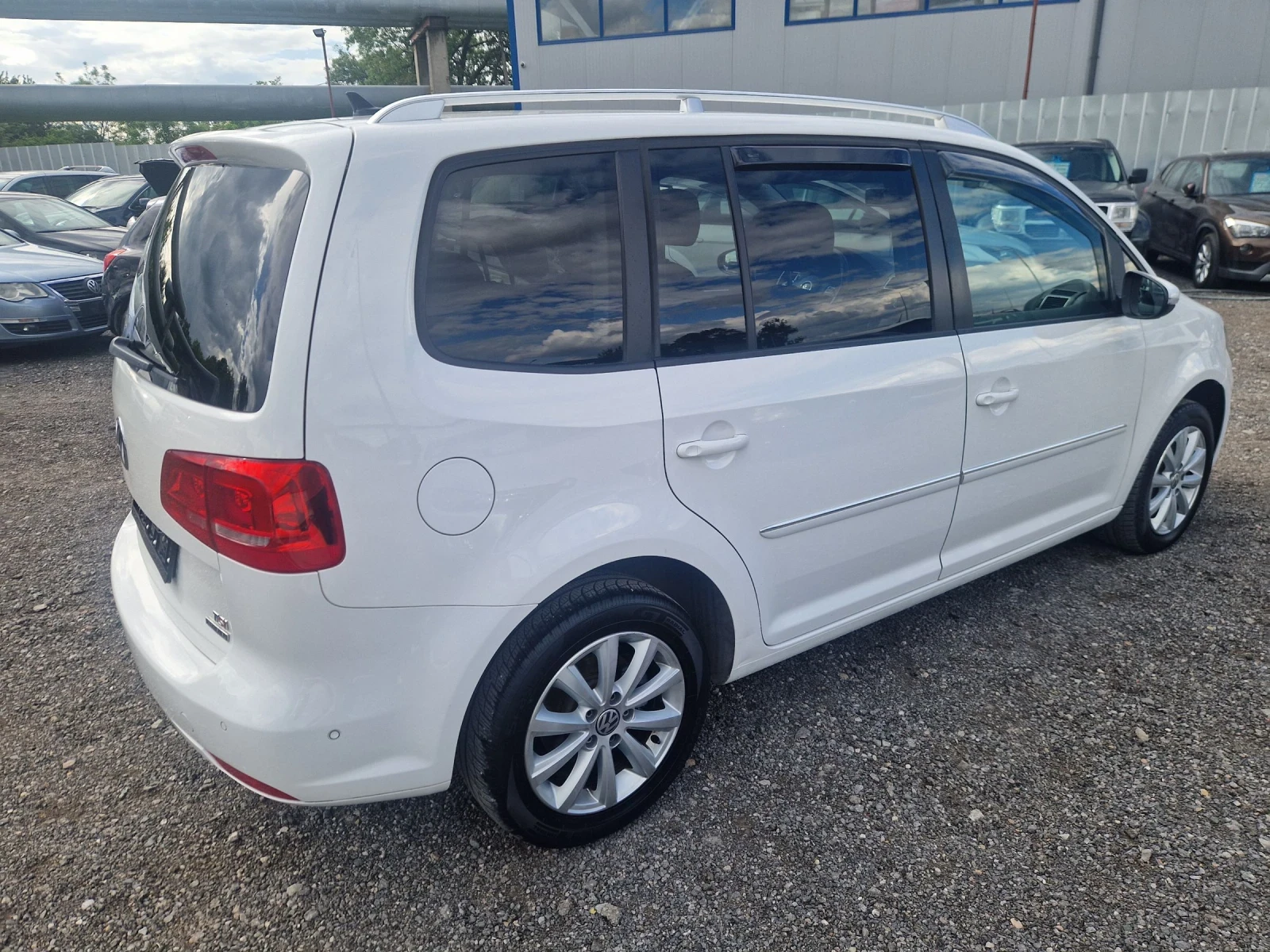 VW Touran 1.4i 16V CNG HI-LINE ITALIA | Mobile.bg   11