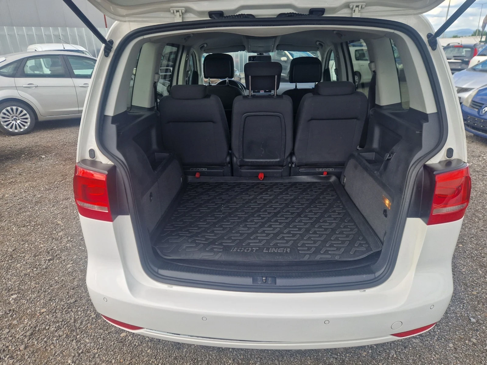 VW Touran 1.4i 16V CNG HI-LINE ITALIA - изображение 8