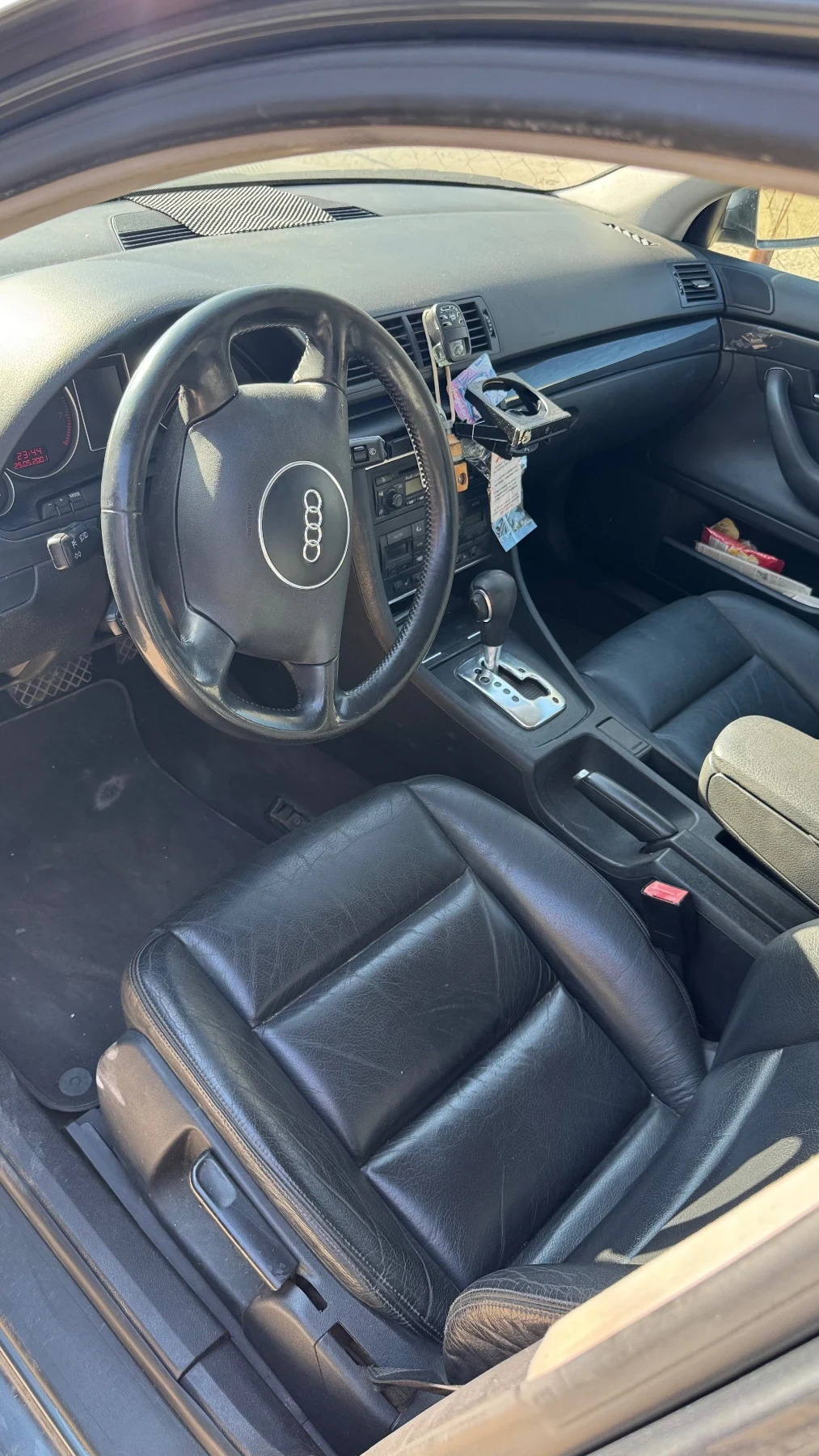 Audi A4 B6 - изображение 6