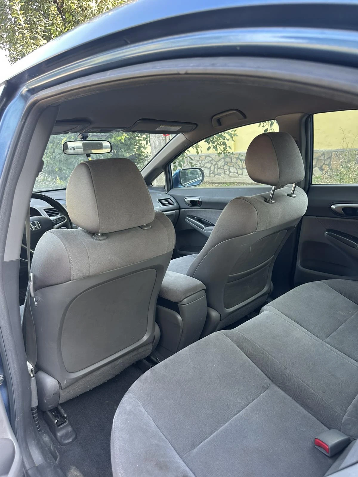 Honda Civic HYBRID - изображение 8