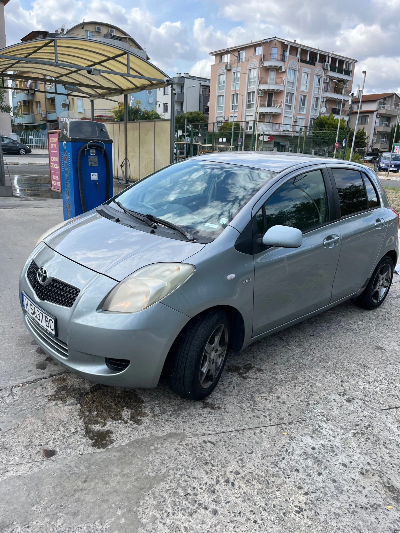 Toyota Yaris  - изображение 2