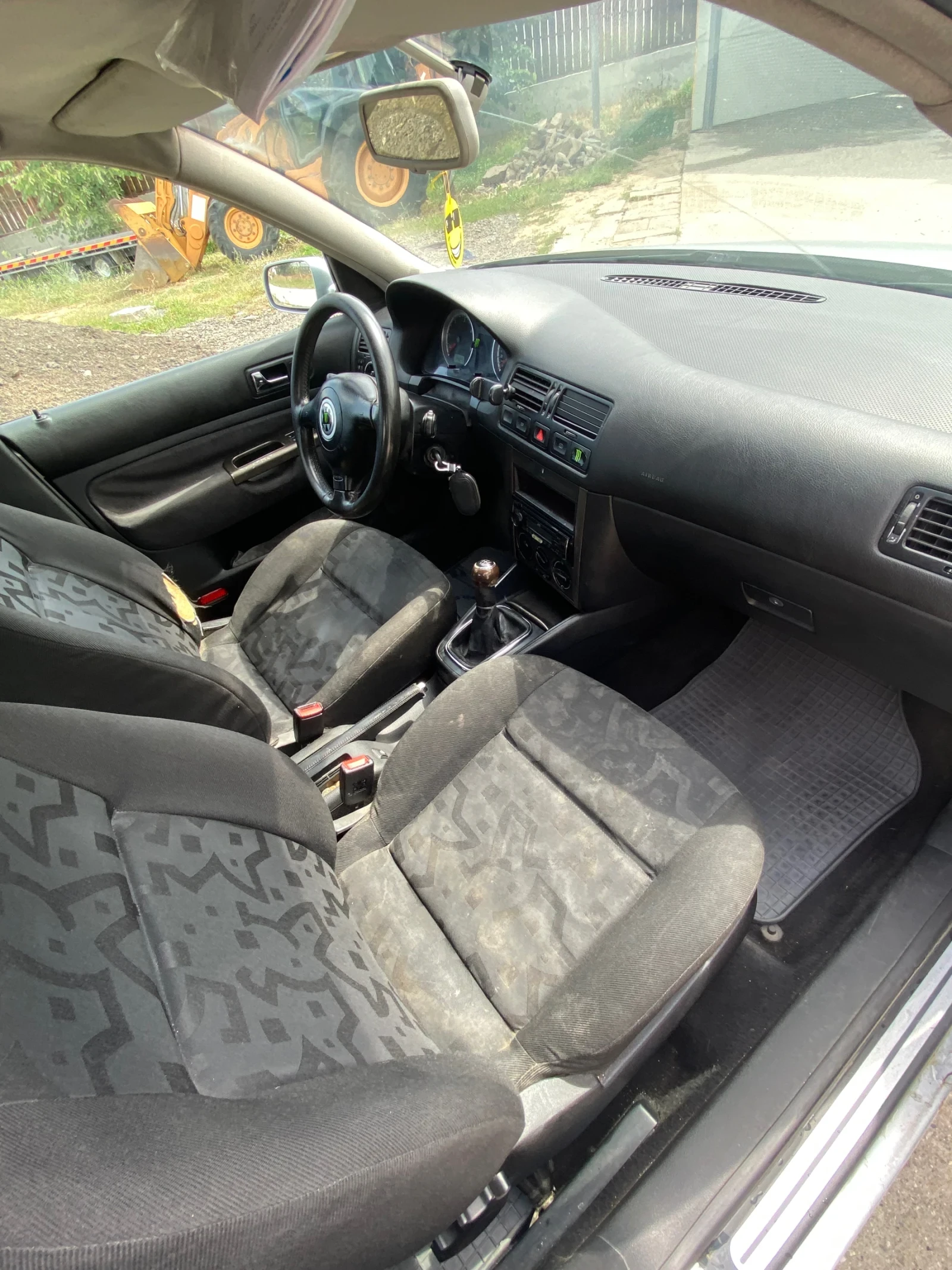 VW Bora 1.9TDI 90 ALH - изображение 9