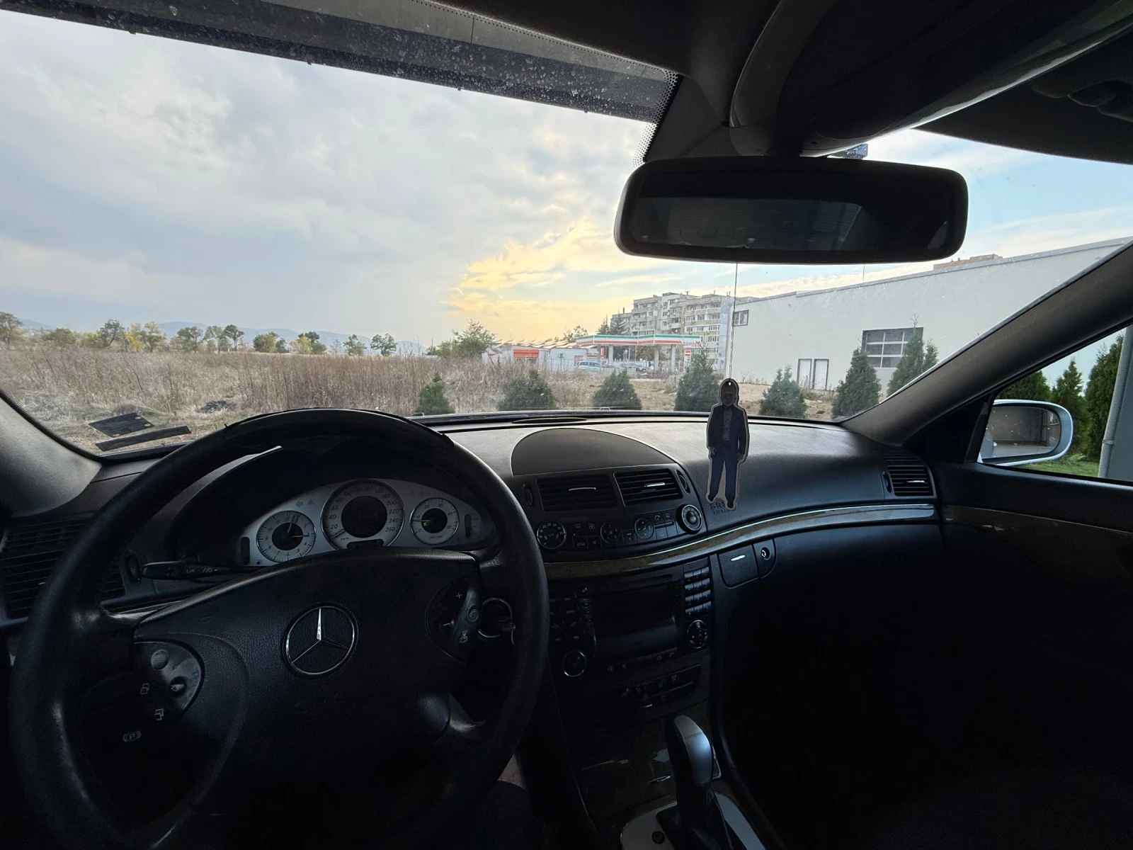 Mercedes-Benz E 220 | Mobile.bg — изображение 14