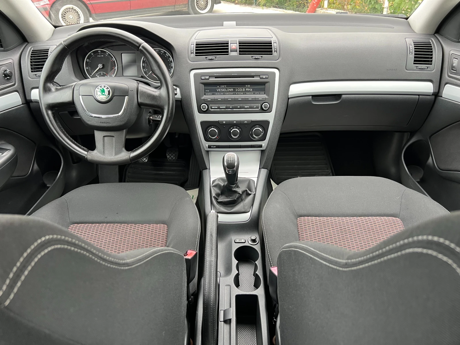 Skoda Octavia 1.8-TFSI-160К.С - изображение 10