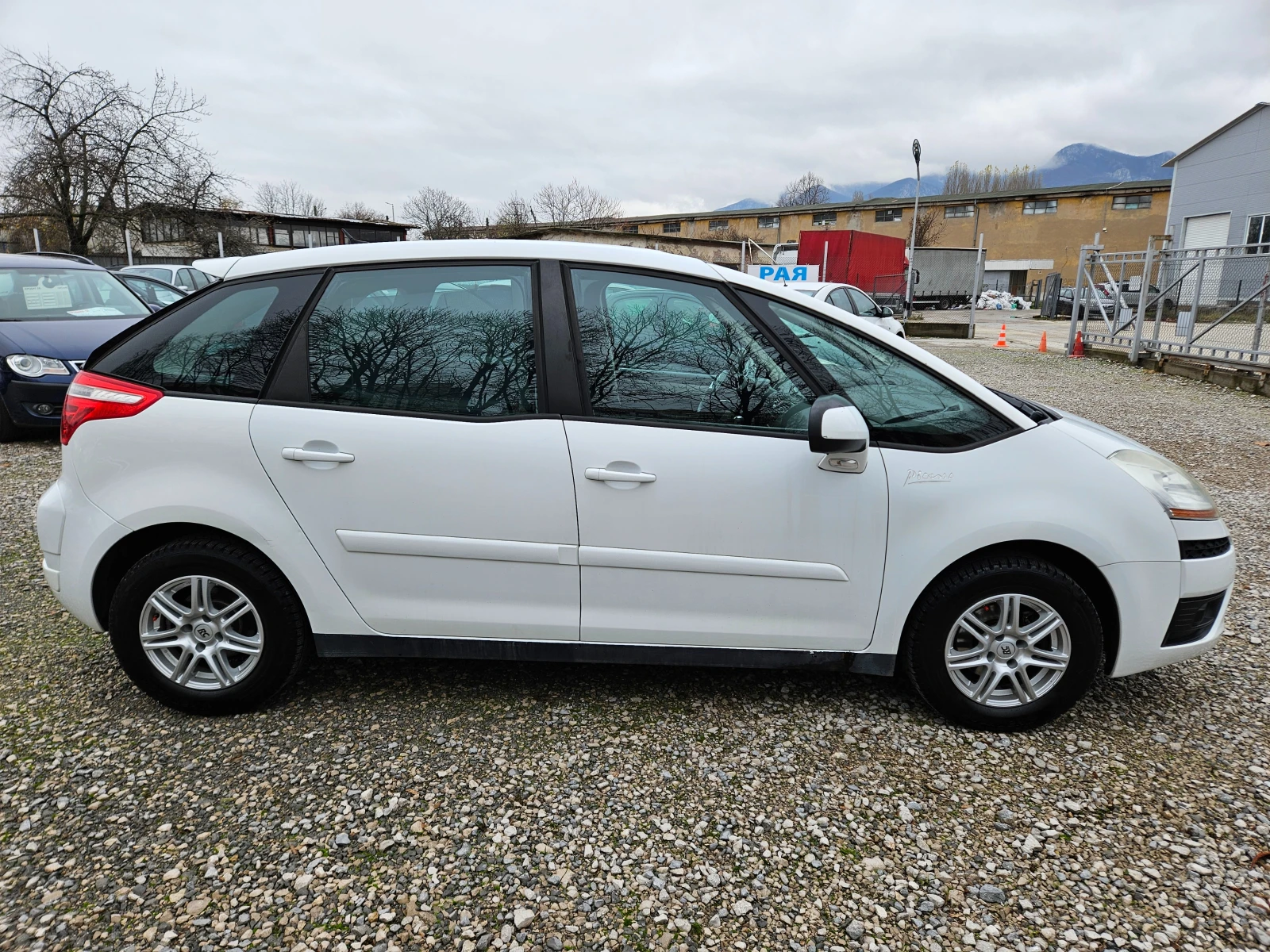 Citroen C4 Picasso 1.6 бензин 120кс. - изображение 2
