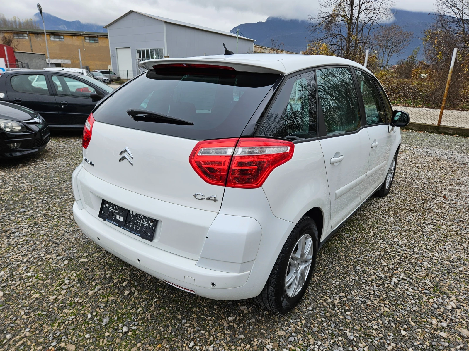 Citroen C4 Picasso 1.6 бензин 120кс. - изображение 3