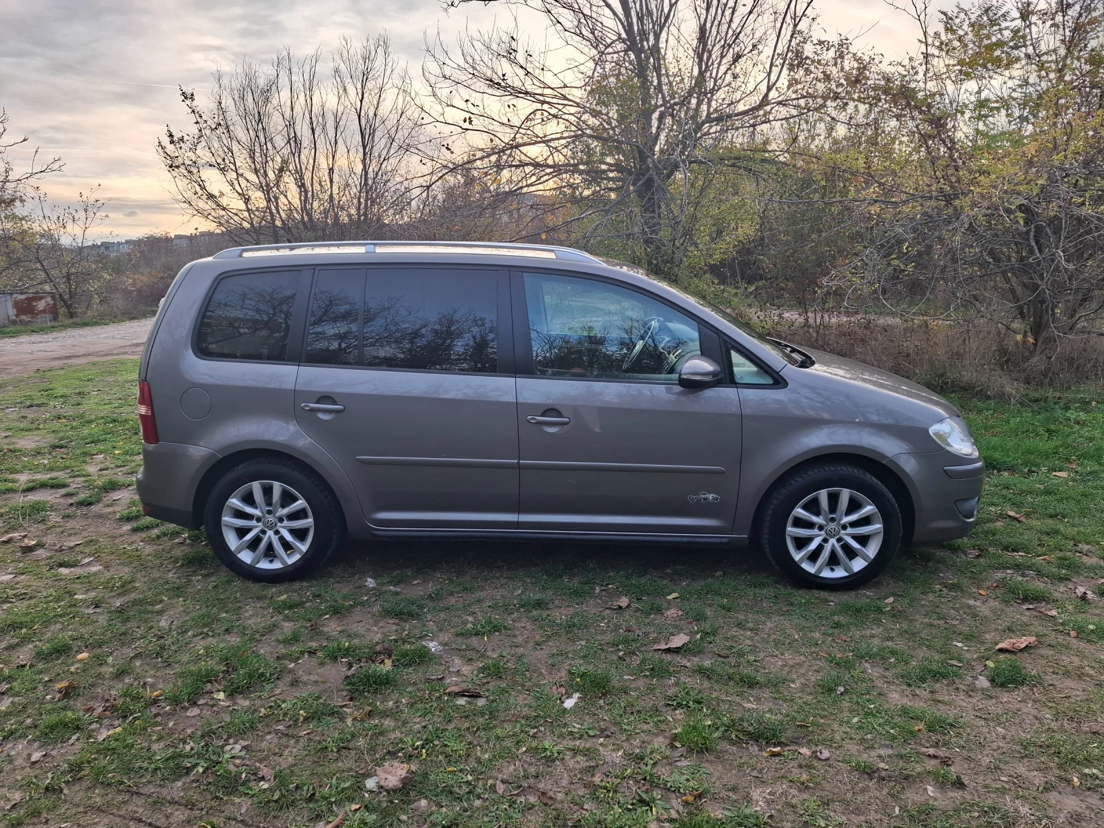 VW Touran 1.9TDi Facelift | Mobile.bg � ����������� 2