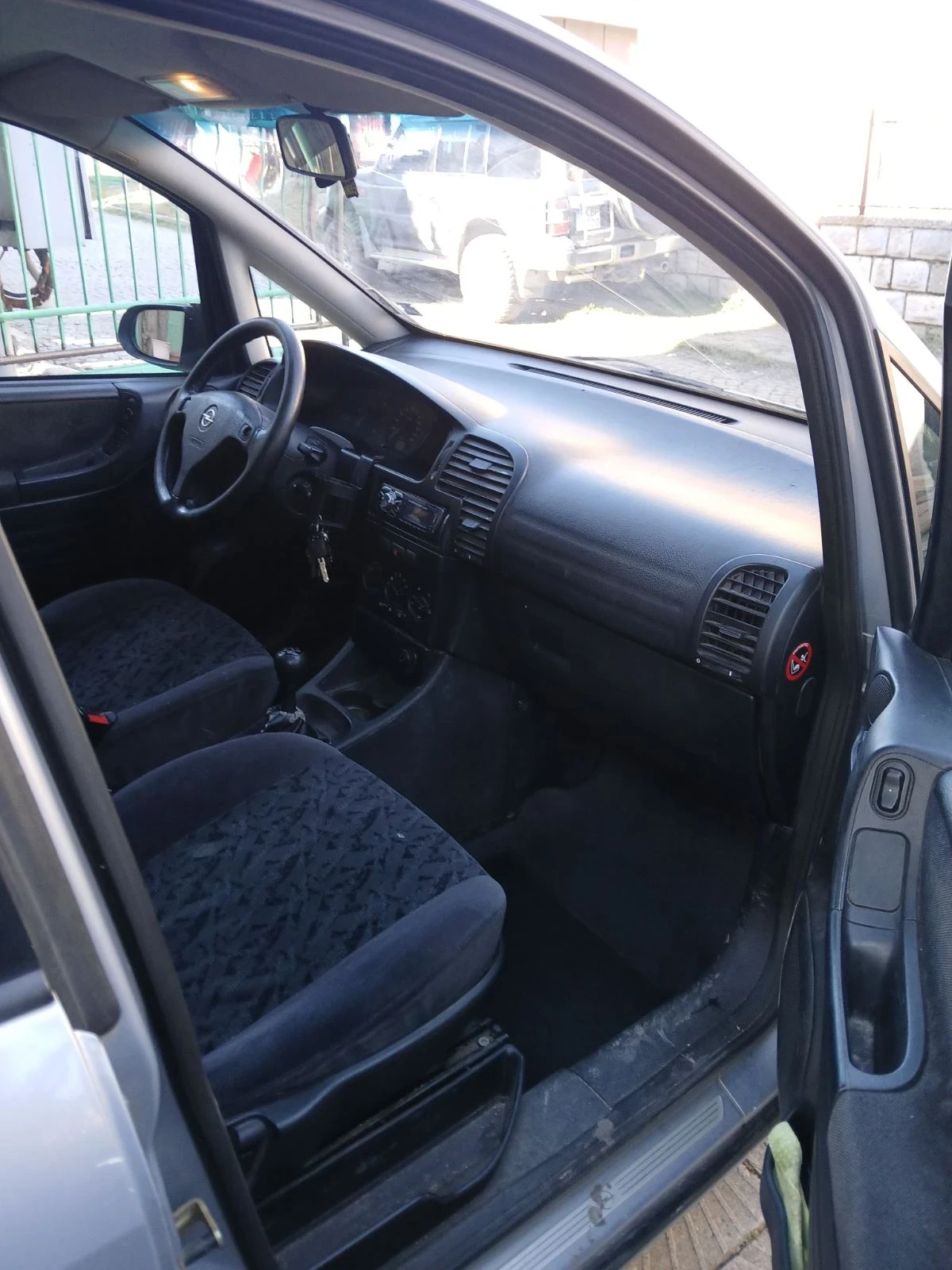 Opel Zafira, снимка 13 - Автомобили и джипове - 53724641