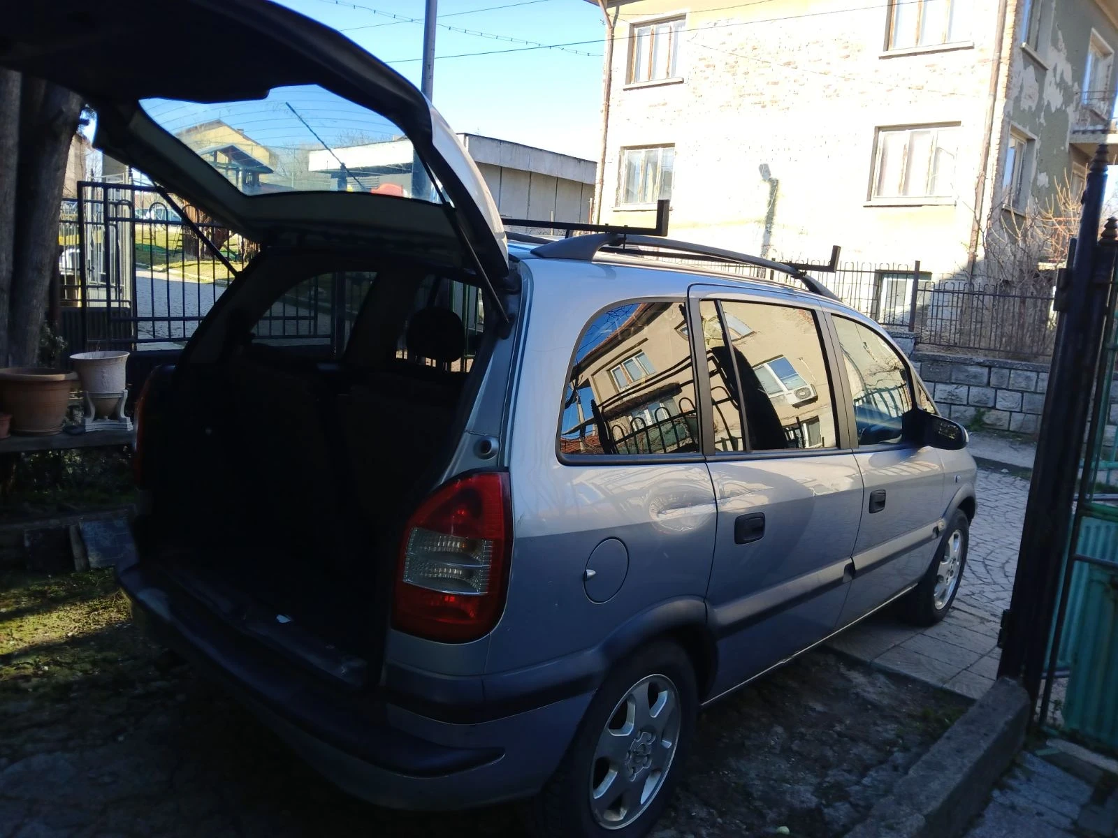 Opel Zafira  - изображение 6