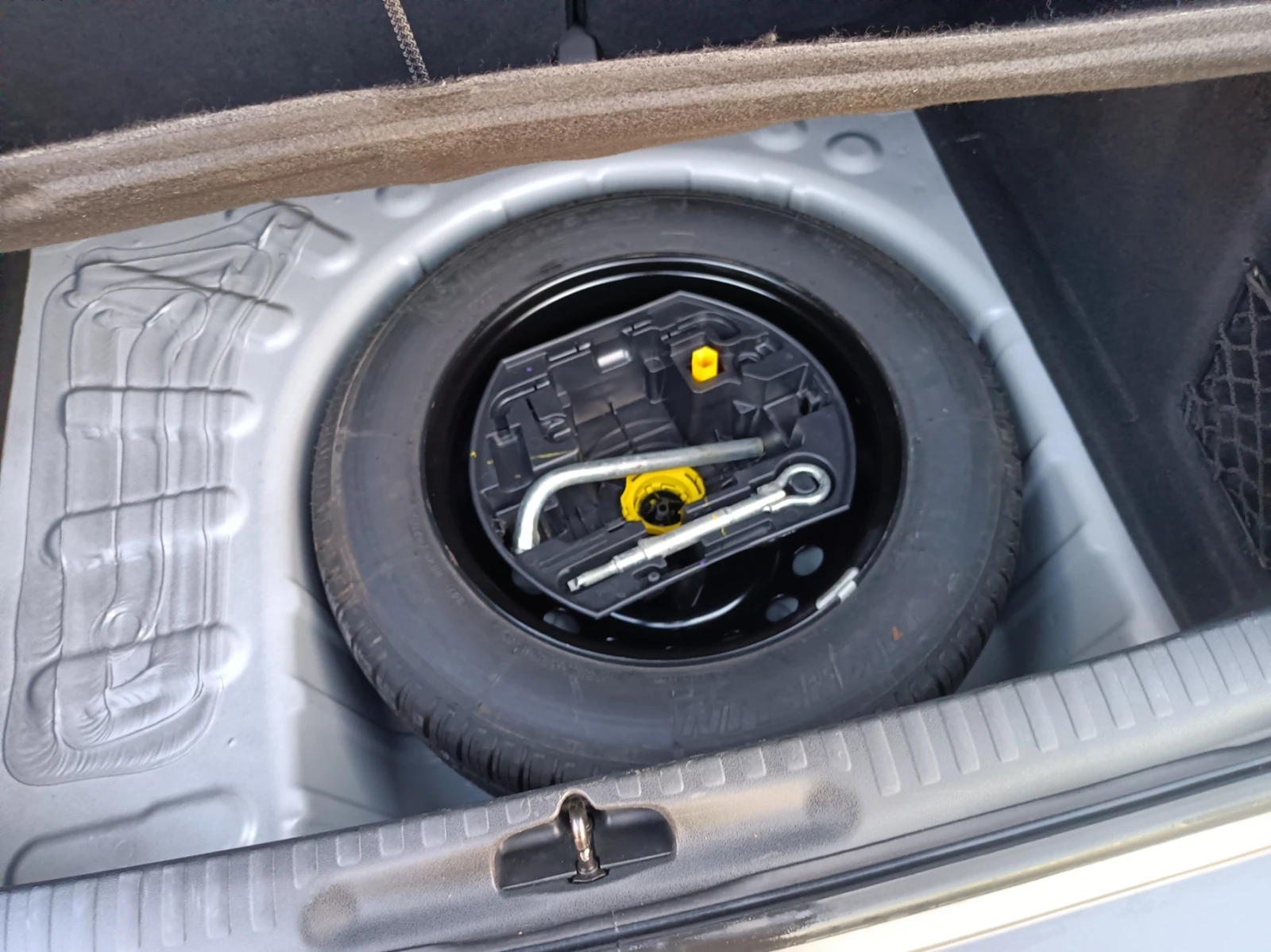 DS DS 4 1.2 PureTech Chic, снимка 12 - Автомобили и джипове - 53839356