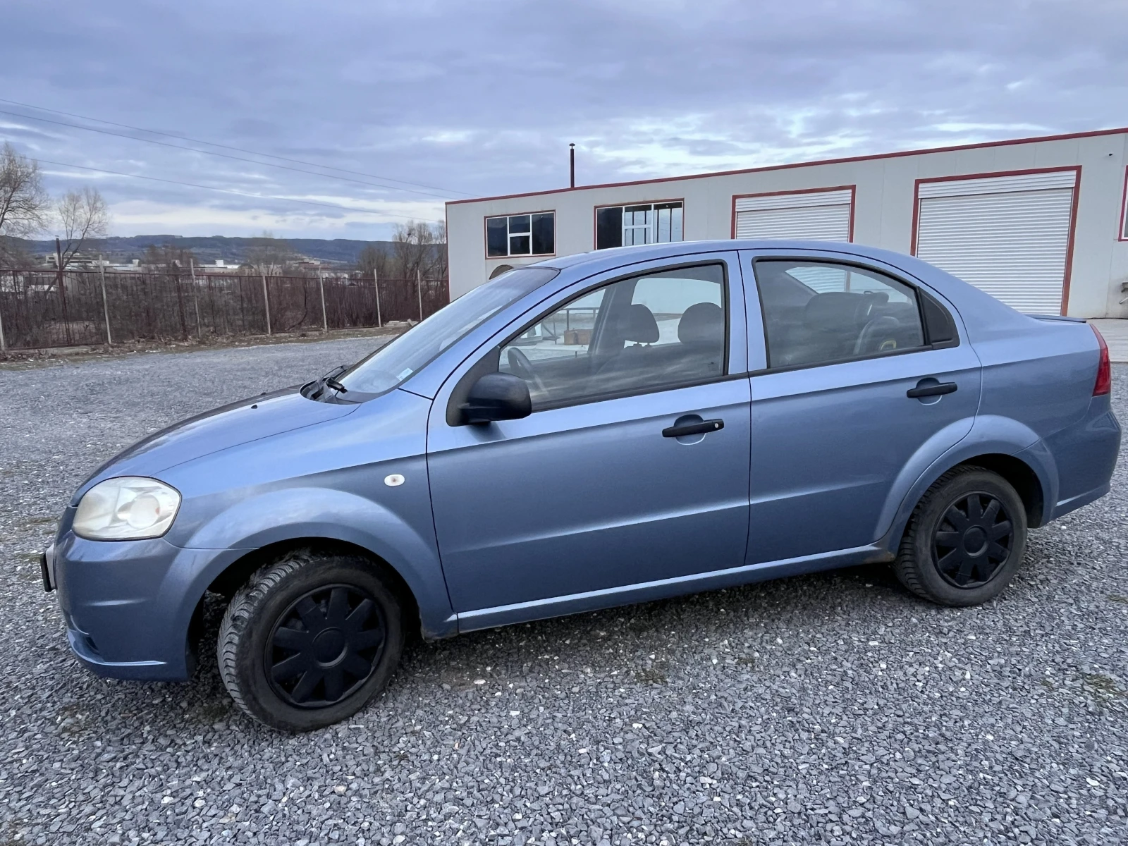 Chevrolet Aveo, снимка 2 - Автомобили и джипове - 53930236