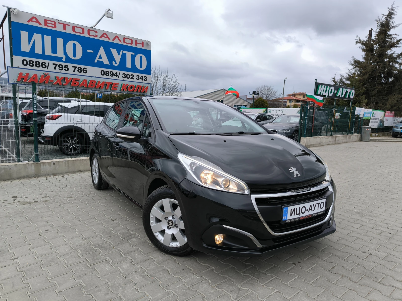 Peugeot 208 1, 6 HDi-90k.c.HABИ, LED, FACELiFT, EBPO 6B!, снимка 8 - Автомобили и джипове - 53936490