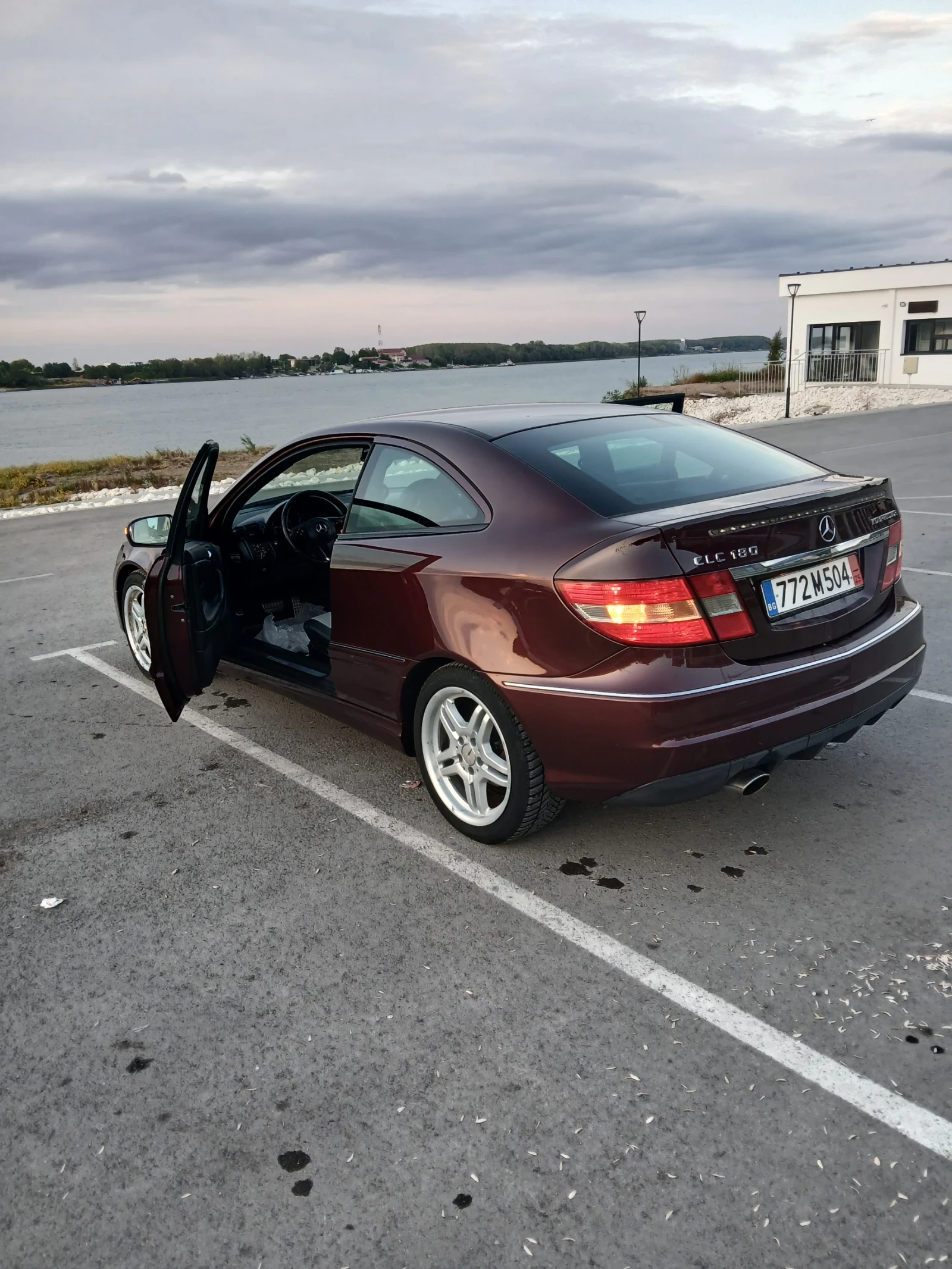 Mercedes-Benz CLC 180, снимка 3 - Автомобили и джипове - 53952177