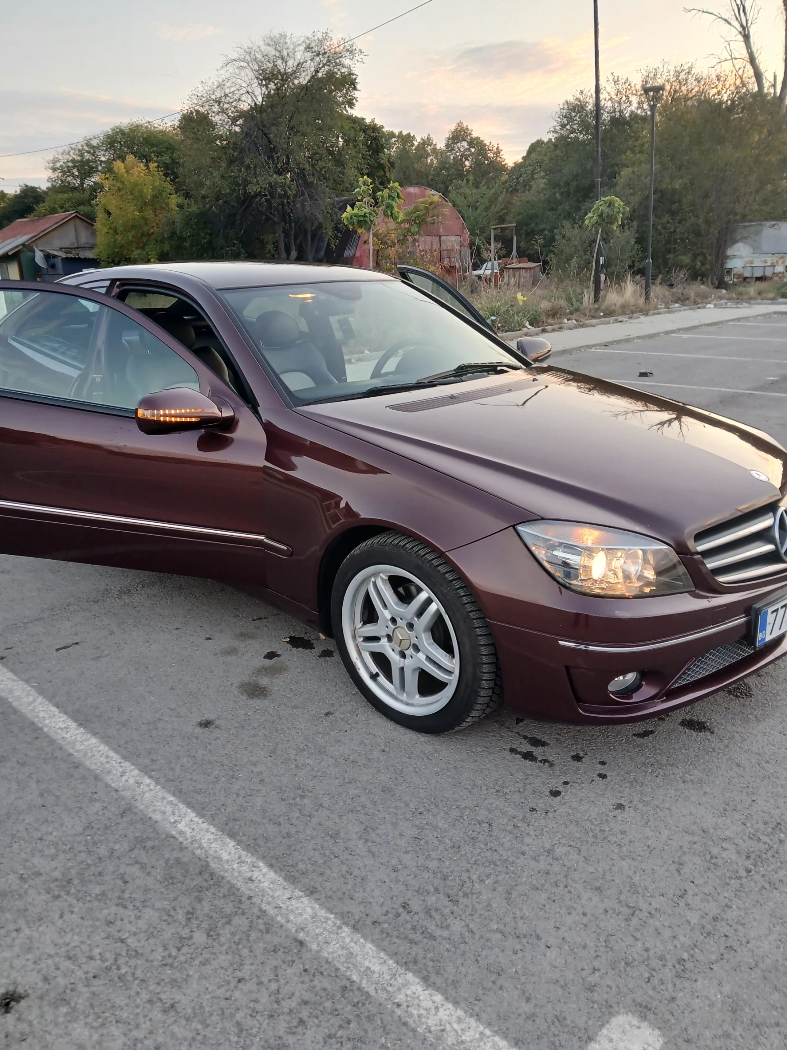 Mercedes-Benz CLC 180, снимка 8 - Автомобили и джипове - 53952177