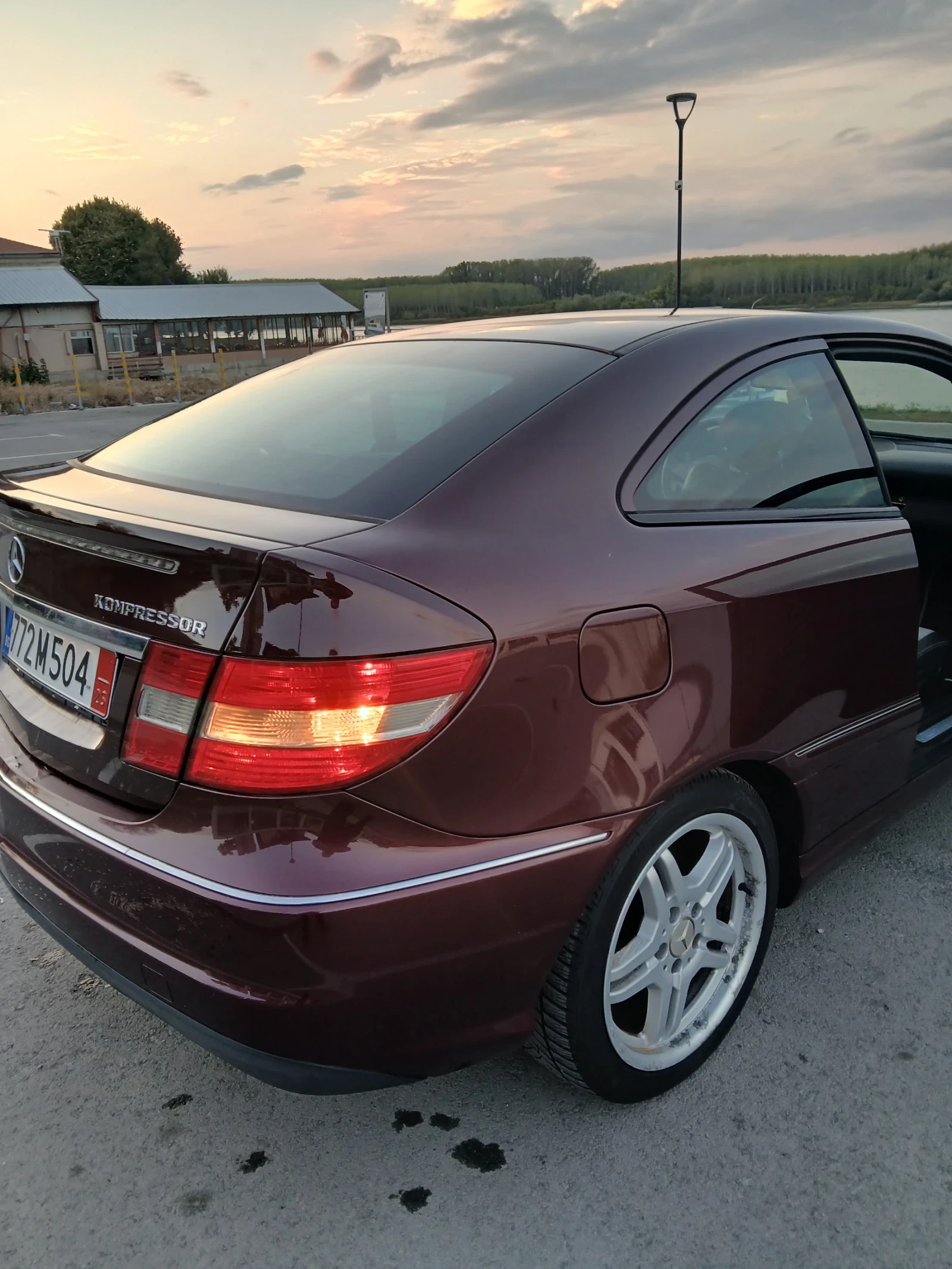 Mercedes-Benz CLC 180, снимка 6 - Автомобили и джипове - 53952177