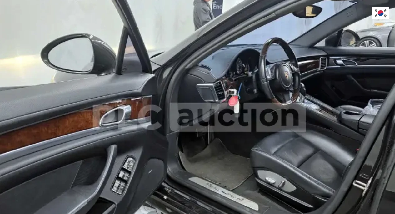 Porsche Panamera, снимка 9 - Автомобили и джипове - 54055166