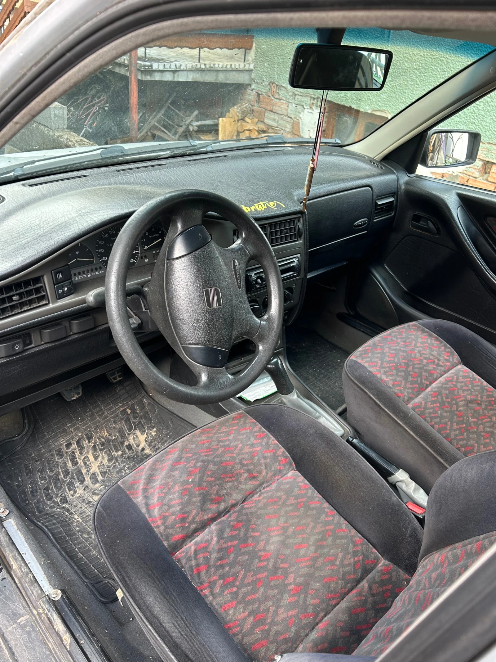 Seat Toledo 1.9 tdi 110hp, снимка 8 - Автомобили и джипове - 54166775