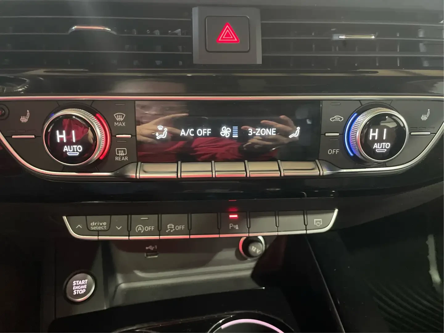 Audi A5 Progressiv 45 TFSI quattro, снимка 13 - Автомобили и джипове - 54554429