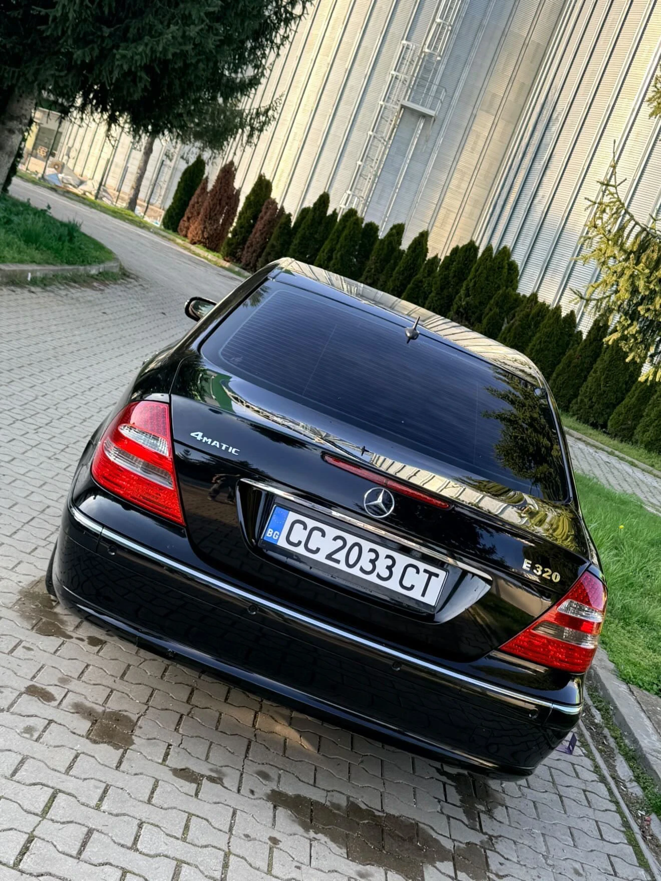 Mercedes-Benz E 320, снимка 4 - Автомобили и джипове - 54746205