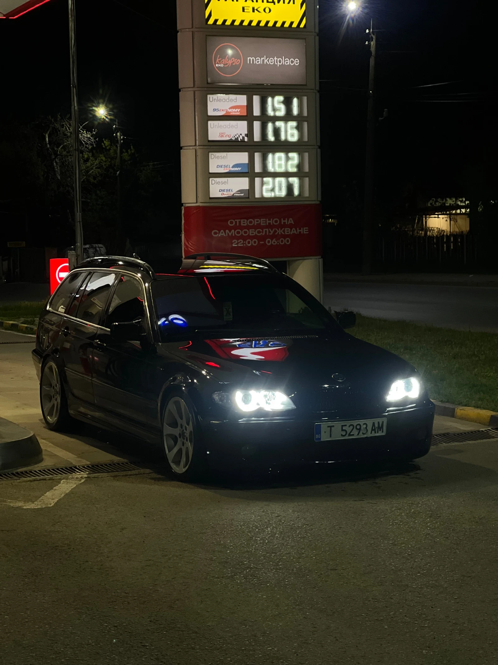 BMW 320 6sk/navi, снимка 4 - Автомобили и джипове - 54982003