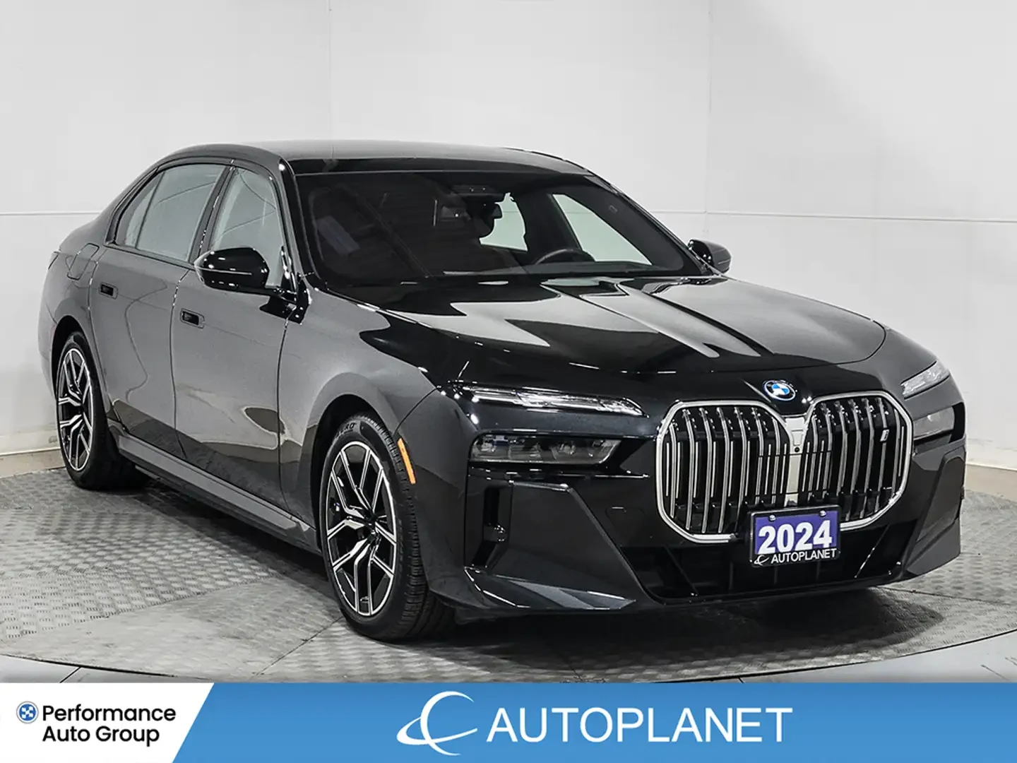 BMW i7 xDrive60* Bower Wilkins* 6k km , снимка 3 - Автомобили и джипове - 55186674