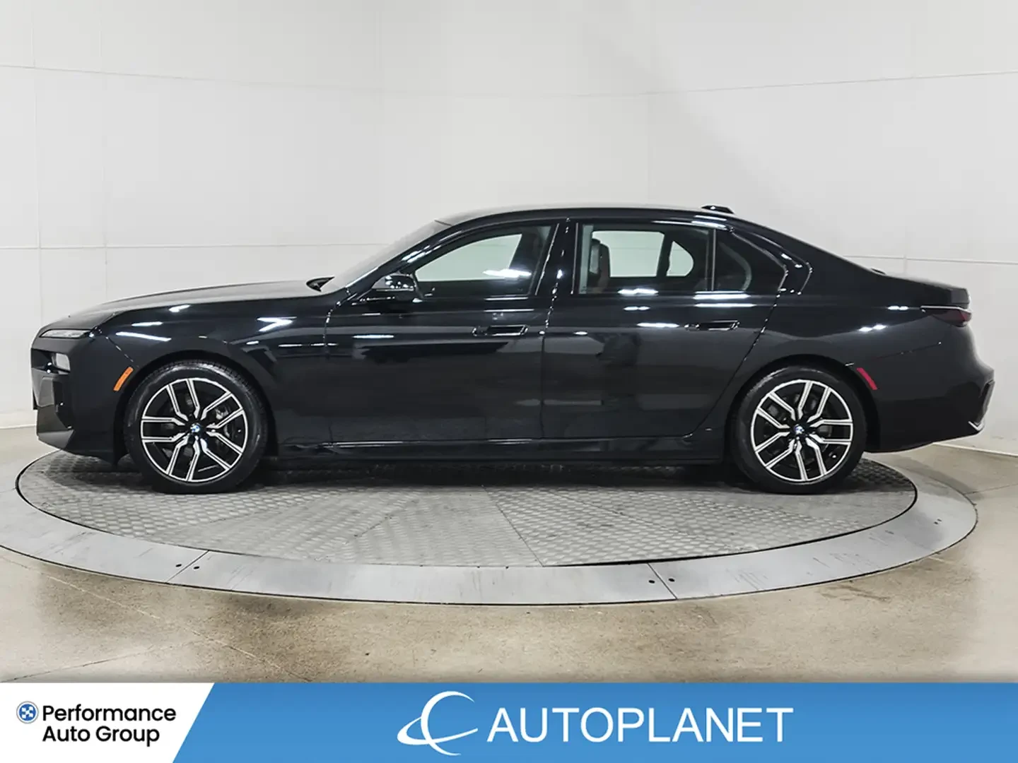 BMW i7 xDrive60* Bower Wilkins* 6k km , снимка 6 - Автомобили и джипове - 55186674