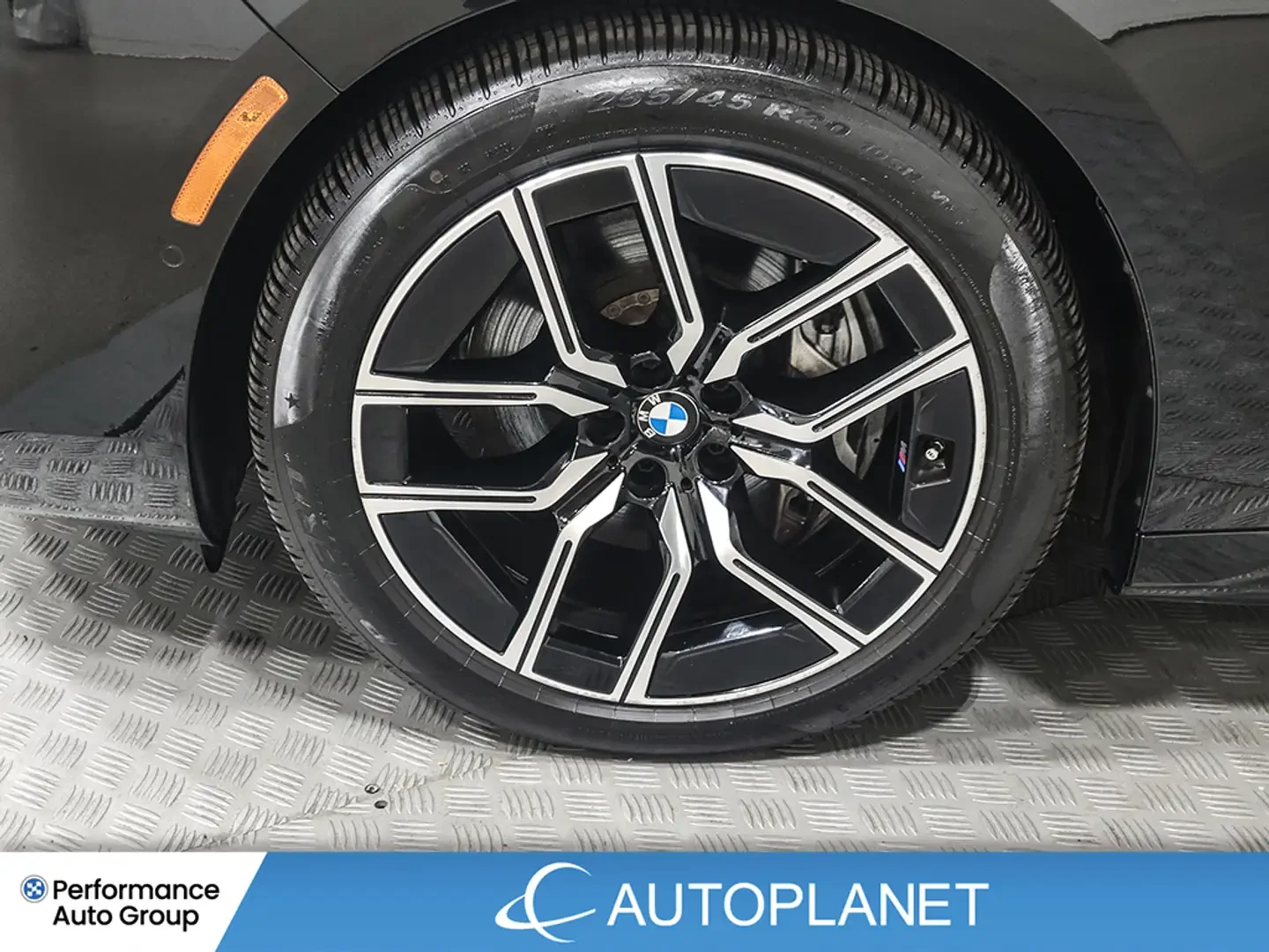 BMW i7 xDrive60* Bower Wilkins* 6k km , снимка 7 - Автомобили и джипове - 55186674