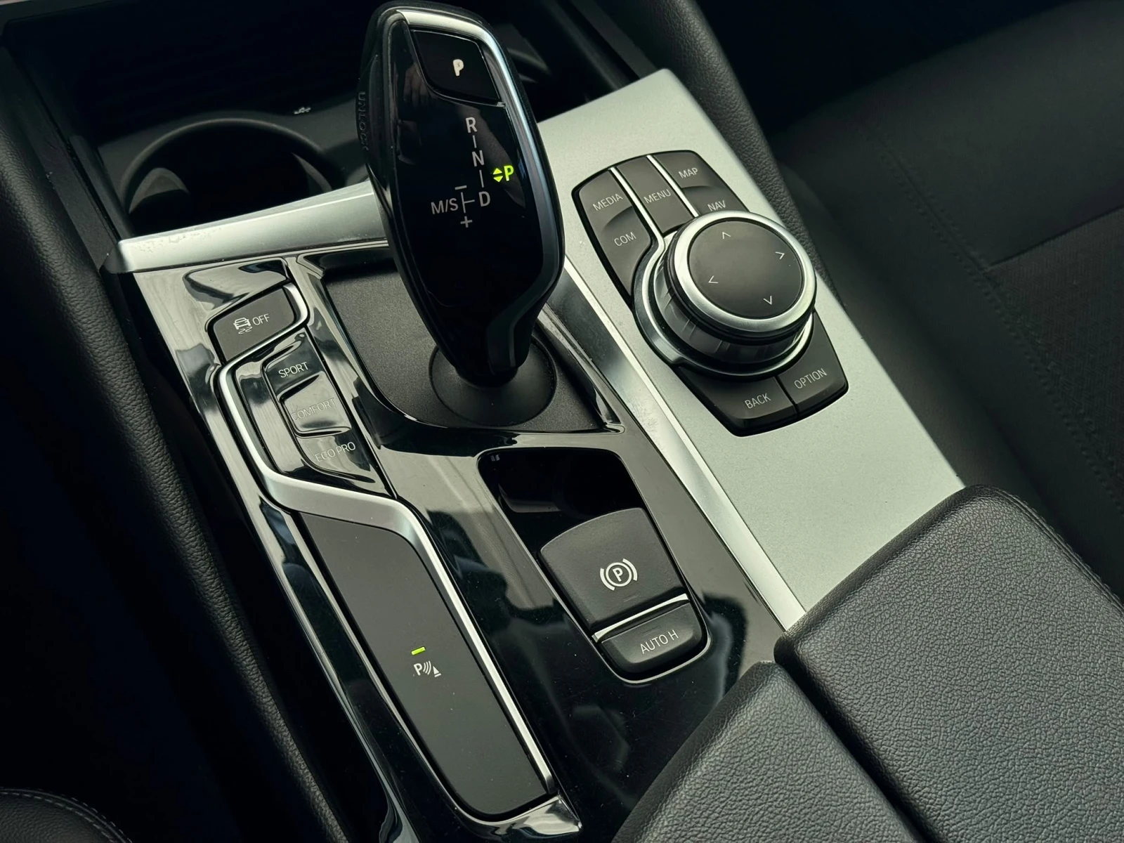 BMW 530 Xd* touring* , снимка 10 - Автомобили и джипове - 55237727