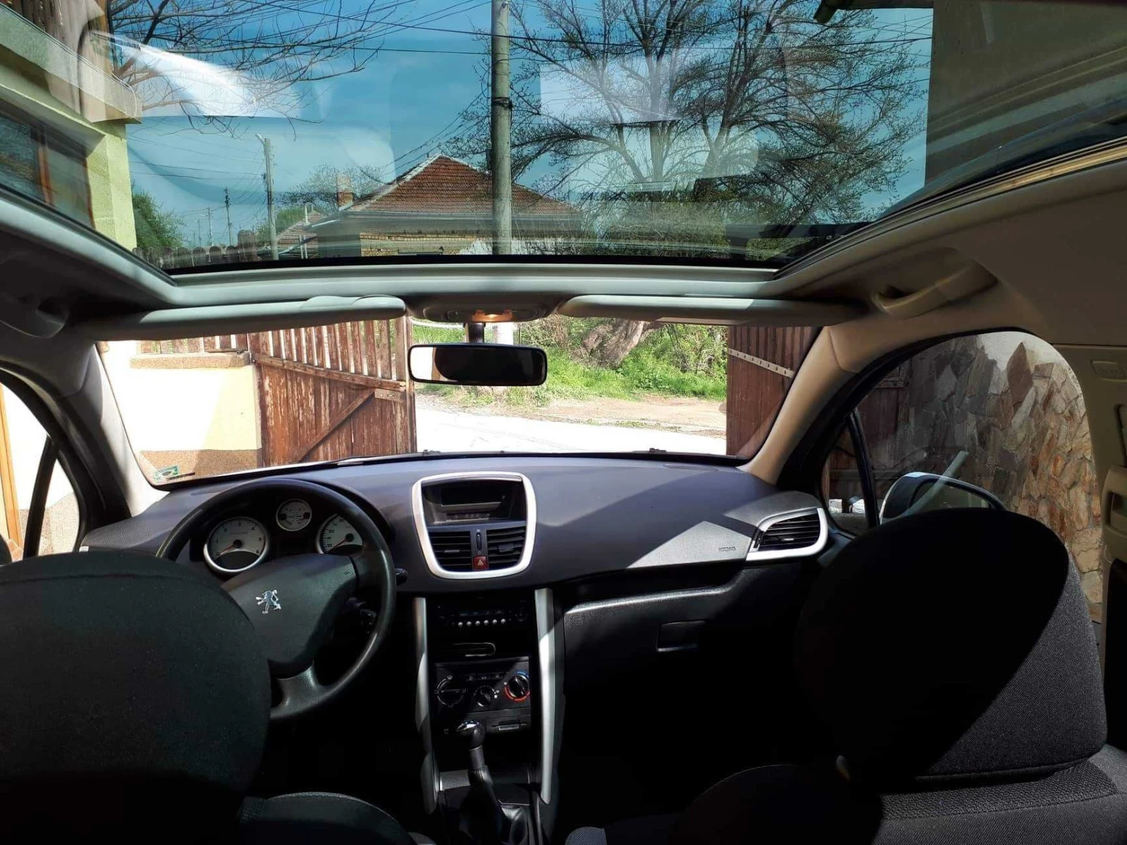 Peugeot 207, снимка 4 - Автомобили и джипове - 55345148