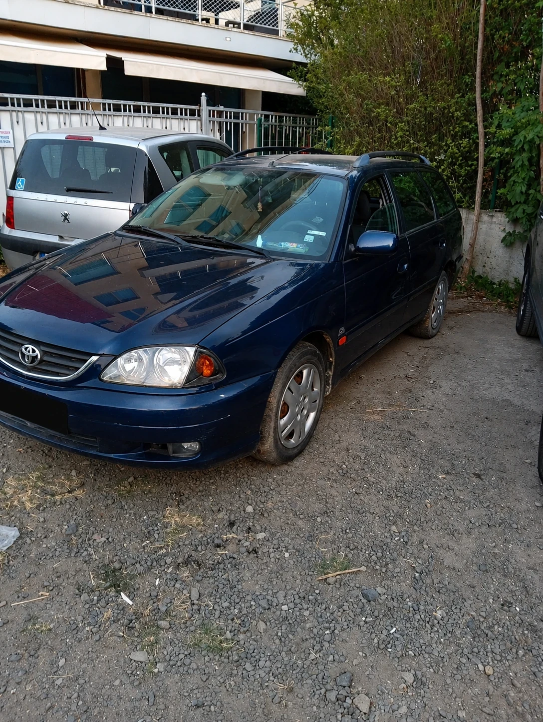 Toyota Avensis, снимка 3 - Автомобили и джипове - 55622126