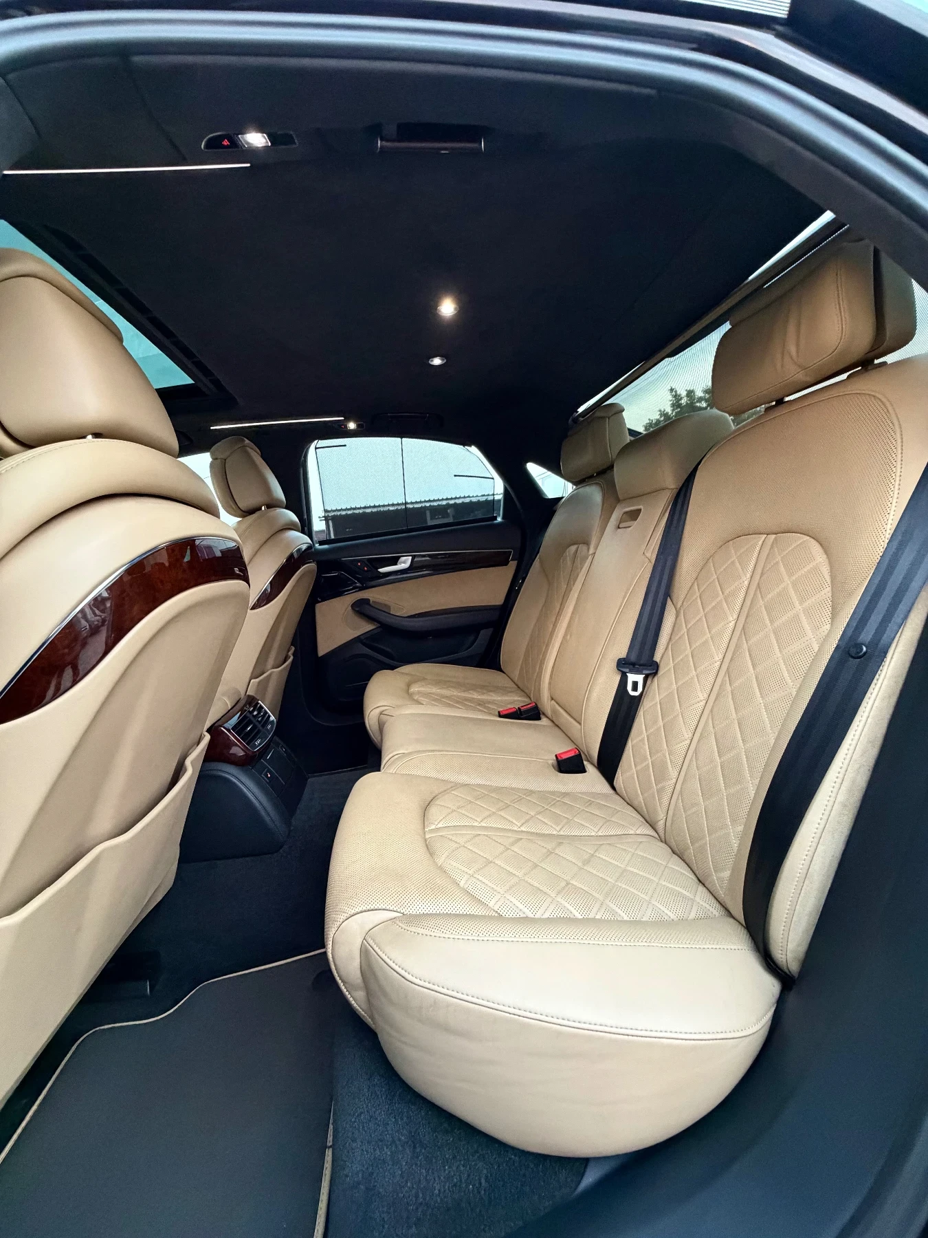 Audi A8 4.2TDI 385кс FULL LED ОБДУХВАНЕ МАСАЖ FULL, снимка 12 - Автомобили и джипове - 55711191